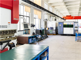 板金製造現場