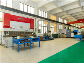 板金製造現場